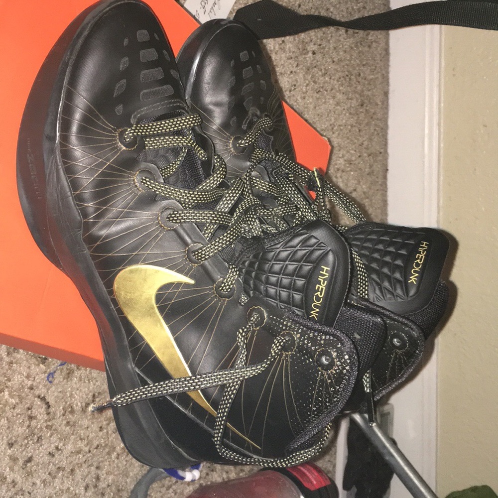 Mike shoes